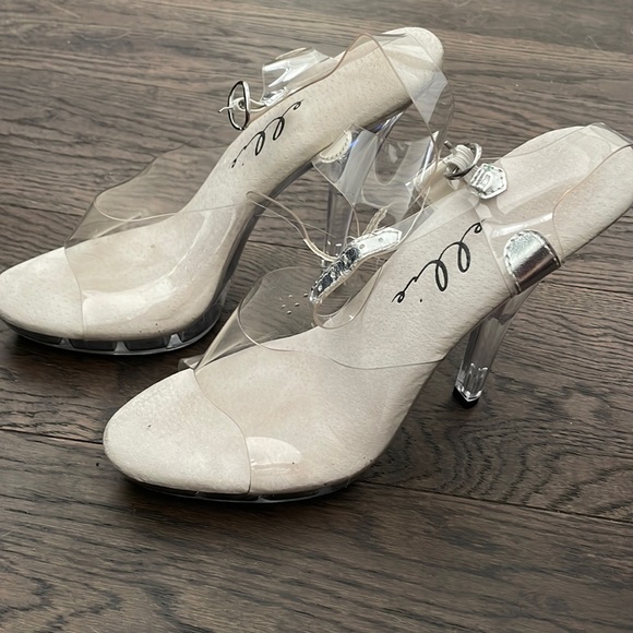 Ellie Shoes - Clear competition heels